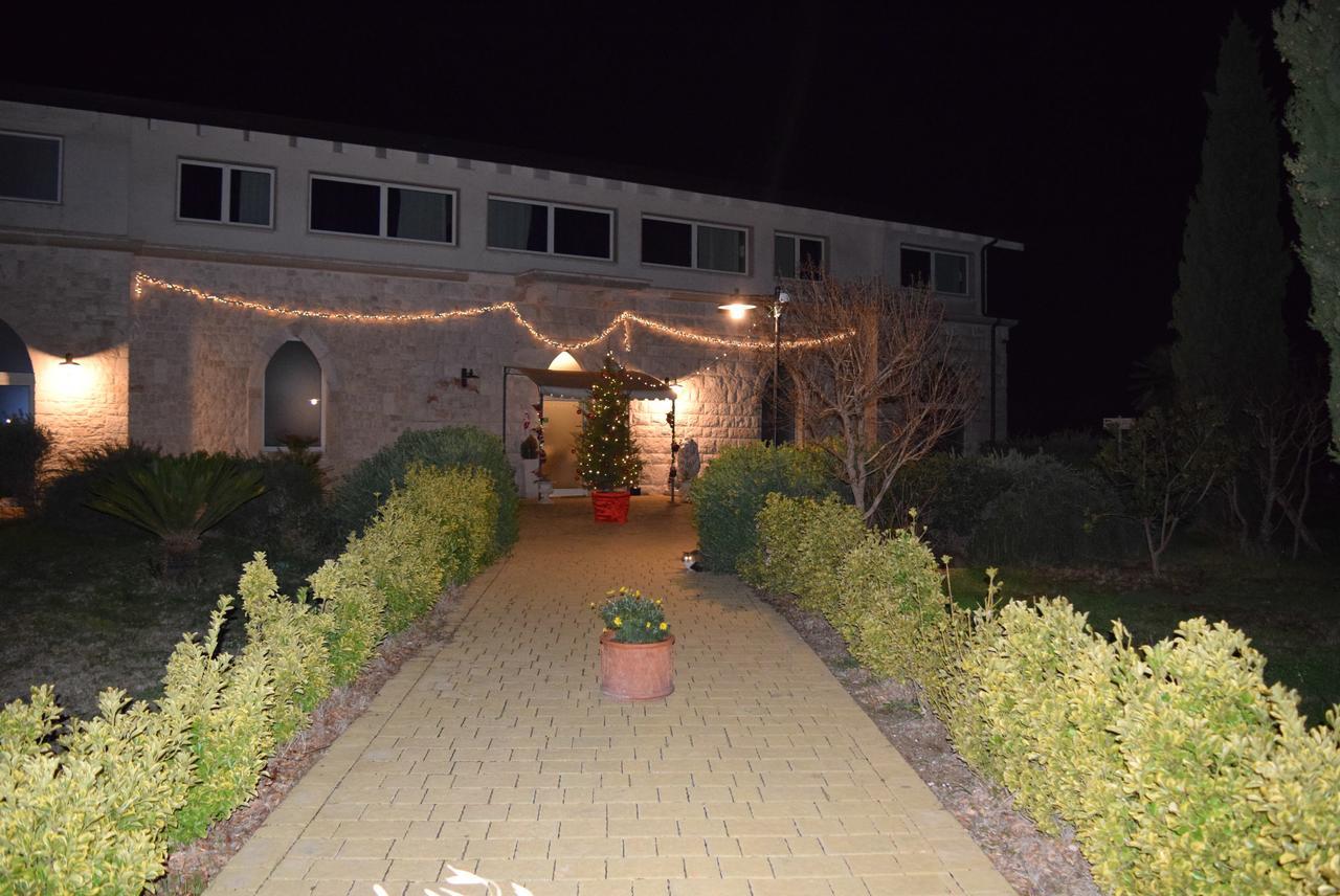 Zyra Garden Club Acomodação com café da manhã Acquaviva delle Fonti Exterior foto